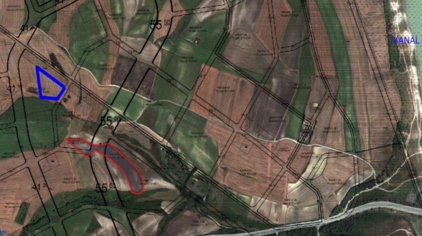 A plot of land for sale in Sazlı Bosna Arnavutkoy whose location appears from satellites near the Istanbul Canal