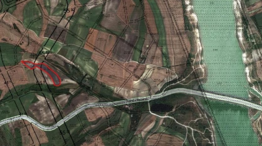 A plot of land for sale in Sazli Bosna Arnavutkoy (before sorting) its location appears from satellites near the Istanbul Canal