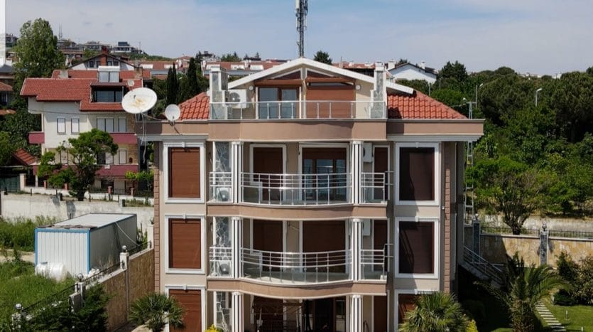 villa for sale in istanbul 4 floors sea view